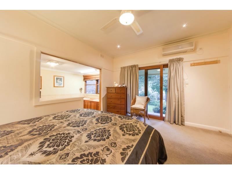 10645 Murray River Road, Tintaldra VIC 3708