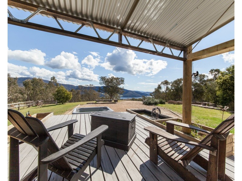 211 Waterfall Farm Road, Khancoban NSW 2642