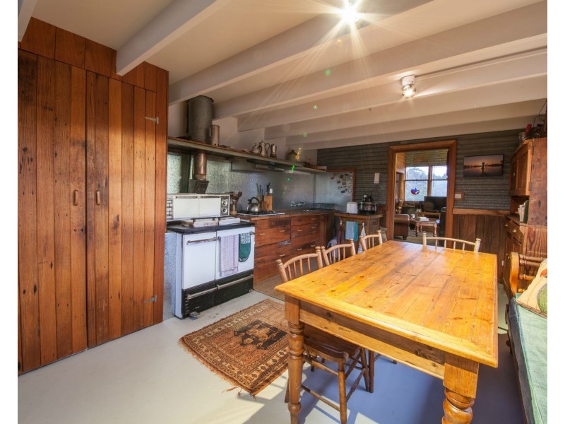 211 Waterfall Farm Road, Khancoban NSW 2642