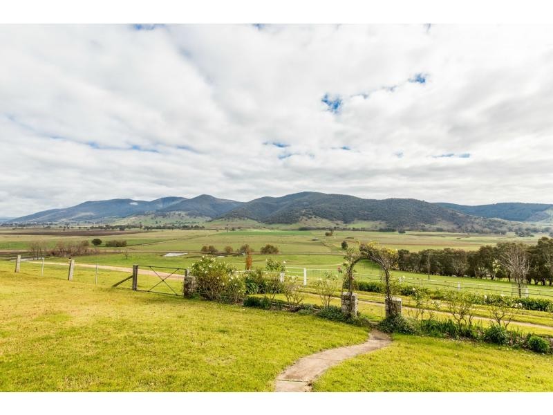 12755 Murray River Road, Towong VIC 3707