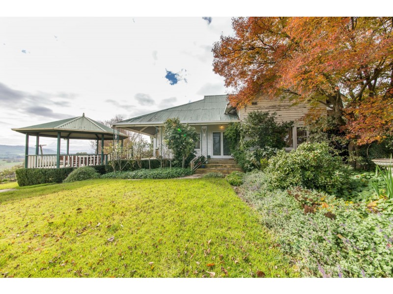 12755 Murray River Road, Towong VIC 3707