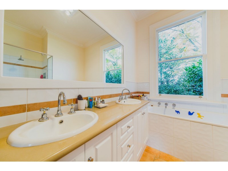 12755 Murray River Road, Towong VIC 3707