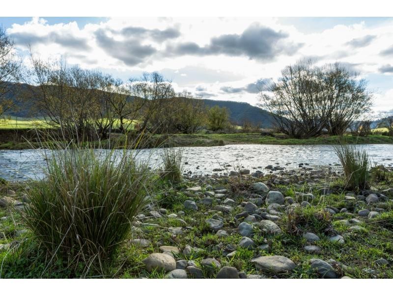 347 Mt Garland Road, Tooma NSW 2642