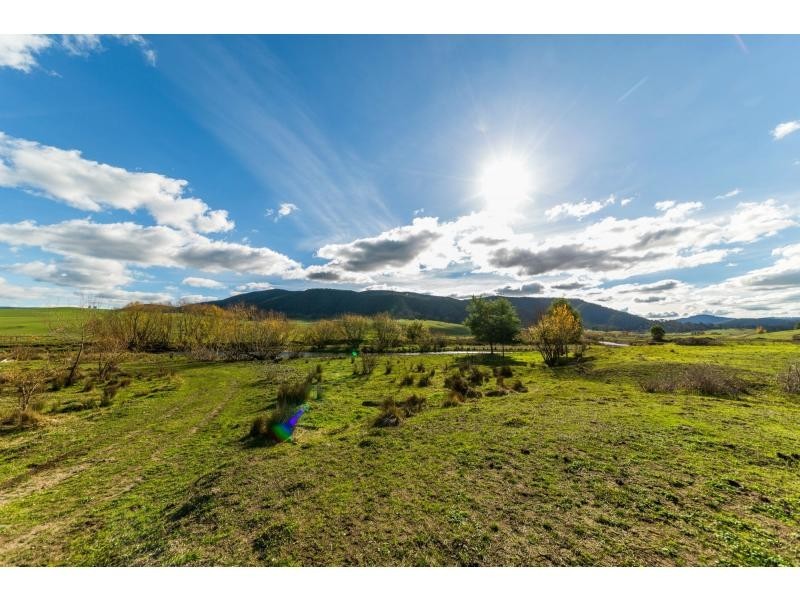 347 Mt Garland Road, Tooma NSW 2642