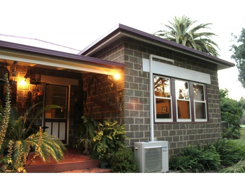 9775 Murray River Road, Walwa VIC 3709