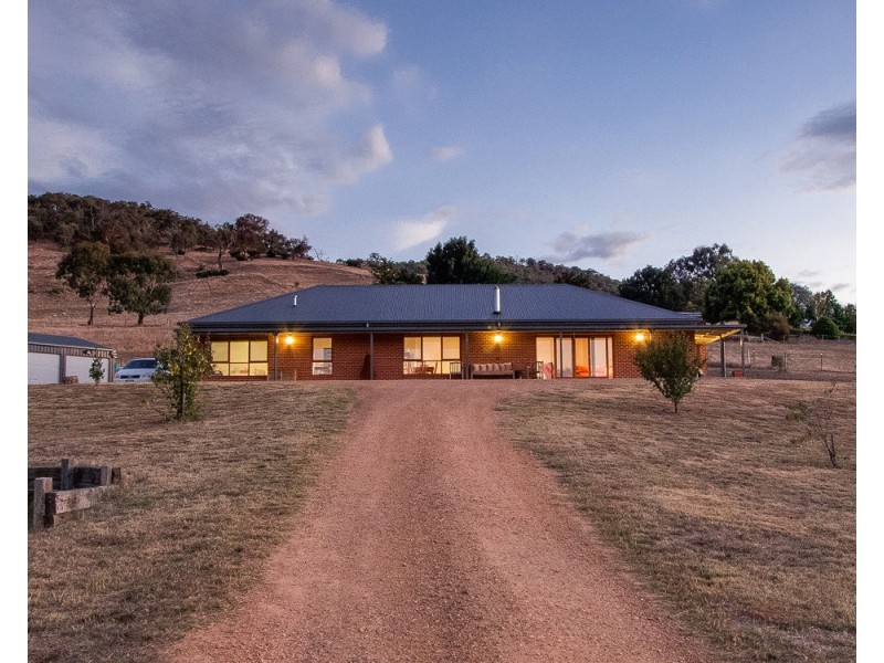 17 Grant Street, Towong VIC 3707