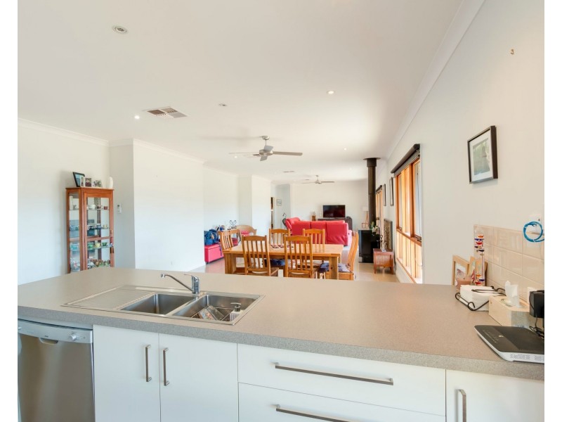 17 Grant Street, Towong VIC 3707