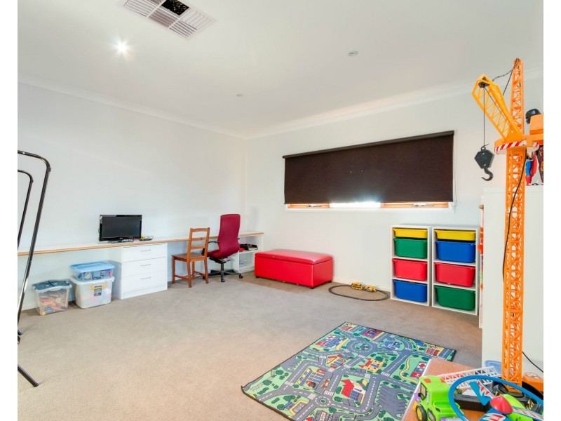 17 Grant Street, Towong VIC 3707