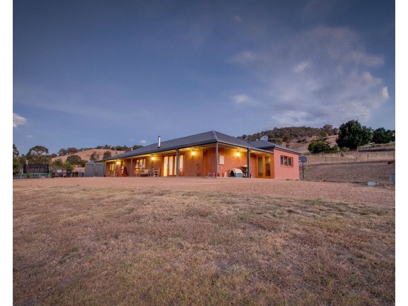 17 Grant Street, Towong VIC 3707