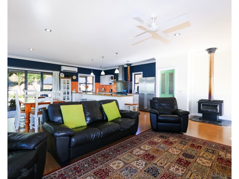 135 Waterfall Farm Rd, Khancoban NSW 2642