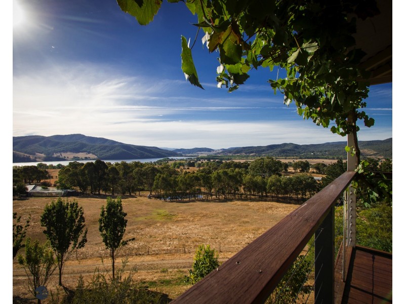 135 Waterfall Farm Rd, Khancoban NSW 2642