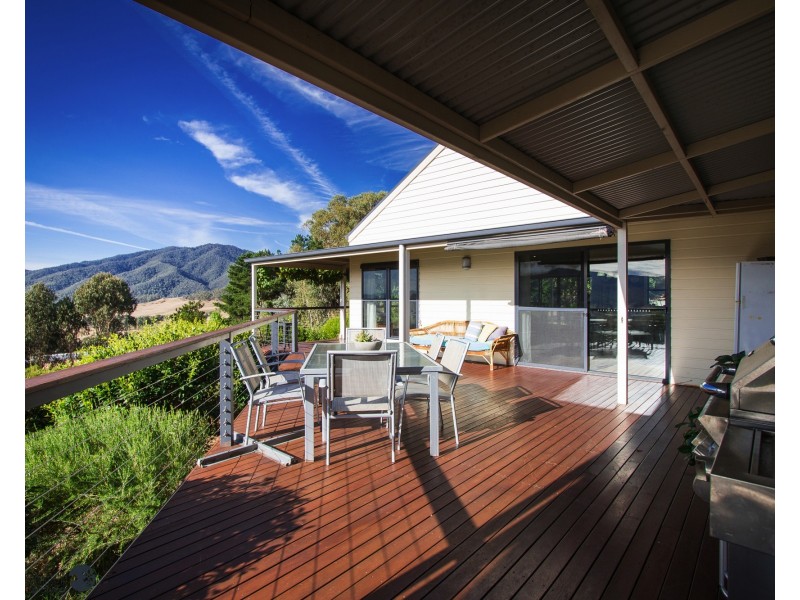135 Waterfall Farm Rd, Khancoban NSW 2642