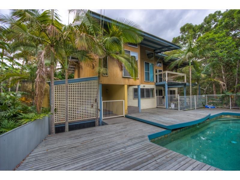 2 Satinwood Drive, Rainbow Beach QLD 4581