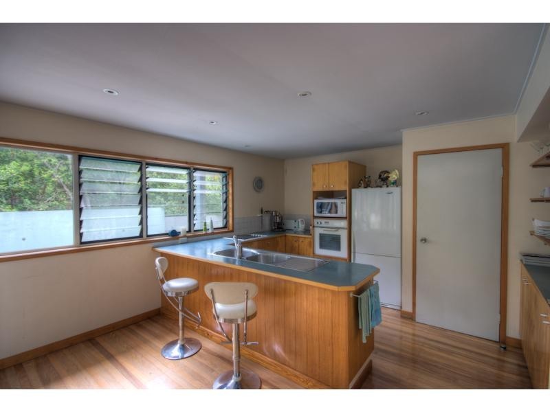 2 Satinwood Drive, Rainbow Beach QLD 4581