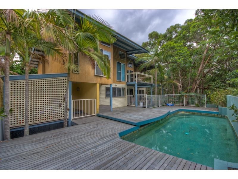 2 Satinwood Drive, Rainbow Beach QLD 4581