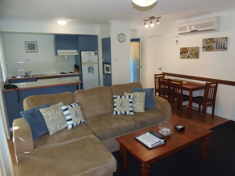 Unit 7/4 Double Island Drive, Rainbow Beach QLD 4581