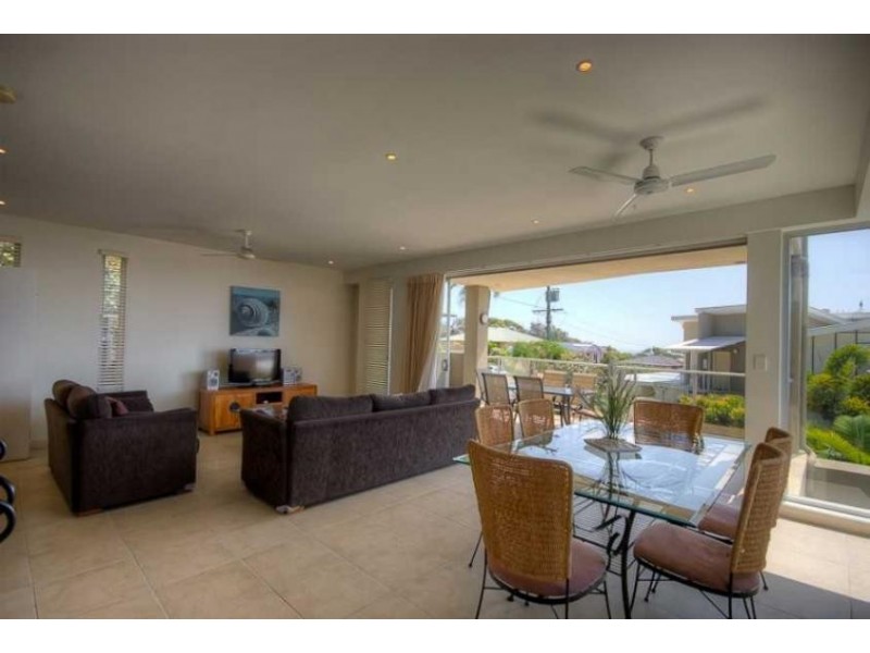 8/103 Cooloola Drive, Rainbow Beach QLD 4581