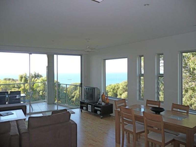 Unit 2/103 Cooloola Drive, Rainbow Beach QLD 4581