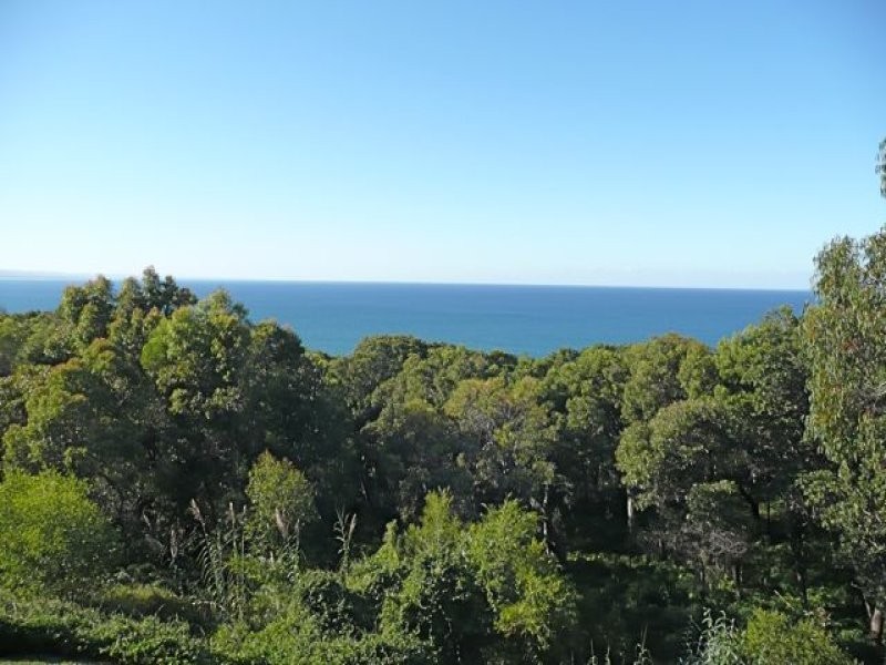 Unit 2/103 Cooloola Drive, Rainbow Beach QLD 4581