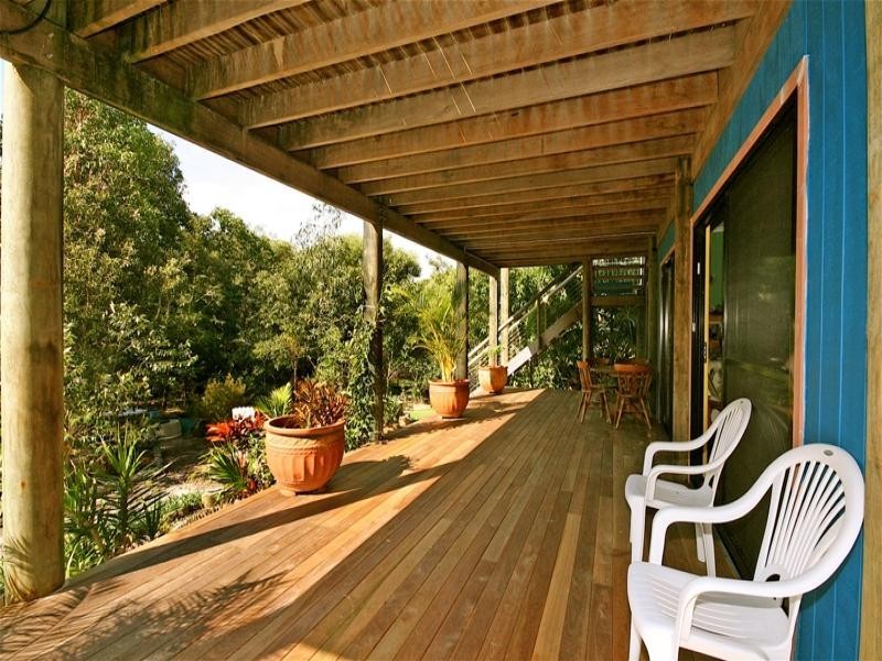 25 Naiad Court, Rainbow Beach QLD 4581