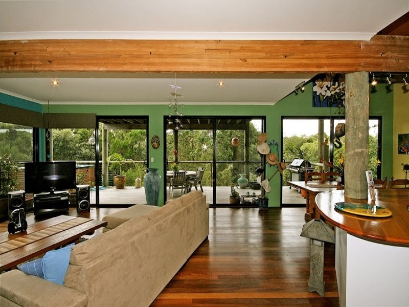 25 Naiad Court, Rainbow Beach QLD 4581