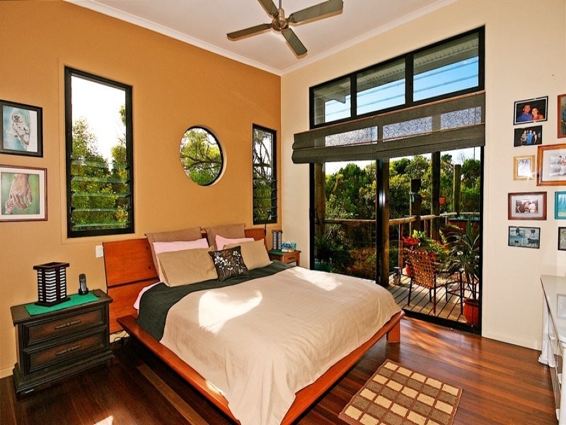 25 Naiad Court, Rainbow Beach QLD 4581