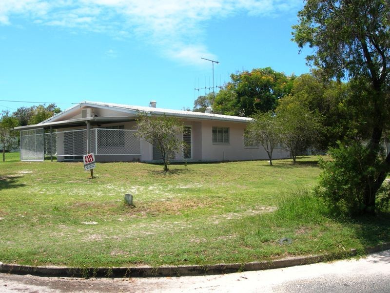 13 Indigo Avenue, Rainbow Beach QLD 4581