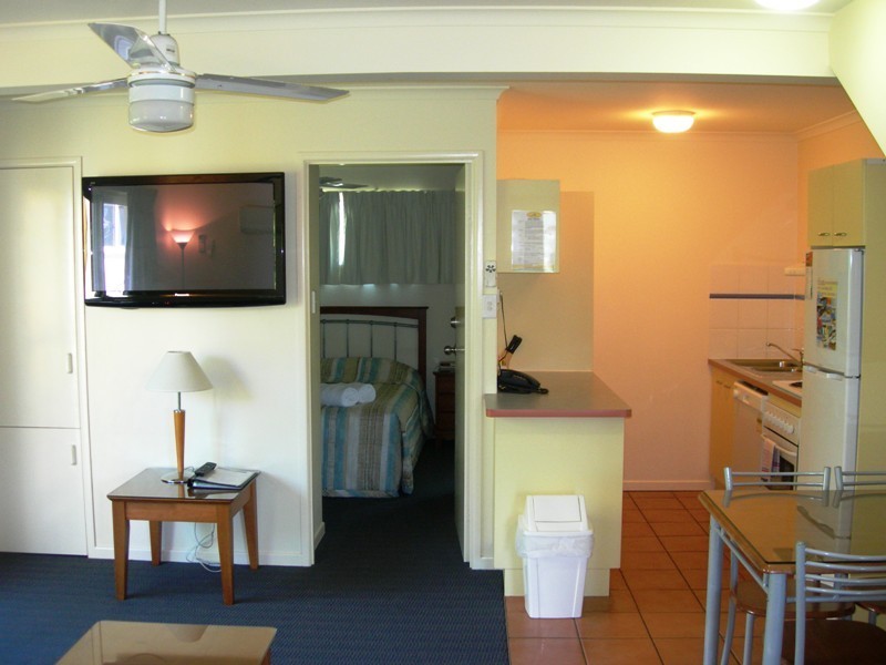 Unit 3/4 Double Island Drive, Rainbow Beach QLD 4581