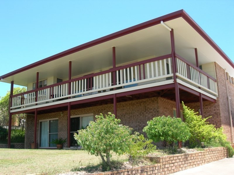 12 Bombala Crescent, Rainbow Beach QLD 4581