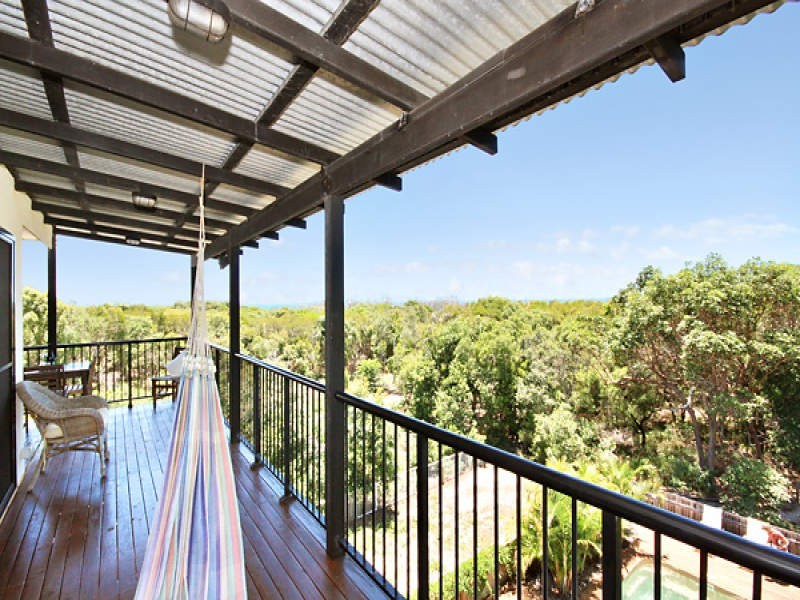 20 Belle Court, Rainbow Beach QLD 4581