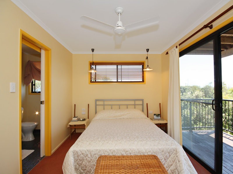20 Belle Court, Rainbow Beach QLD 4581