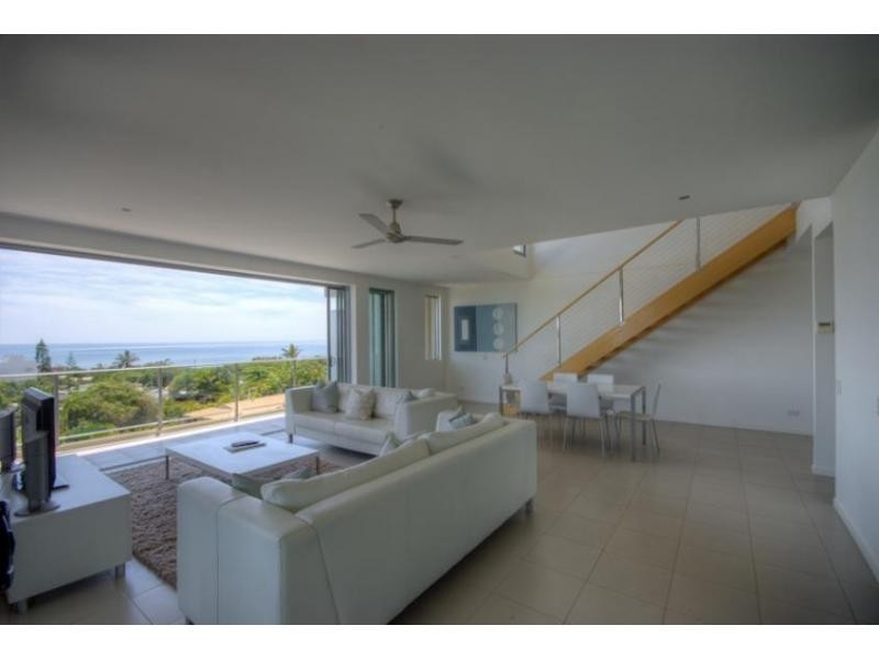 Unit 6/5 Ocean View Parade, Rainbow Beach QLD 4581
