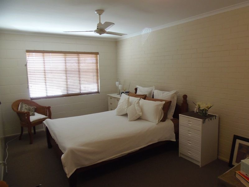 Unit 1/29 Rumbalara Avenue, Rainbow Beach QLD 4581