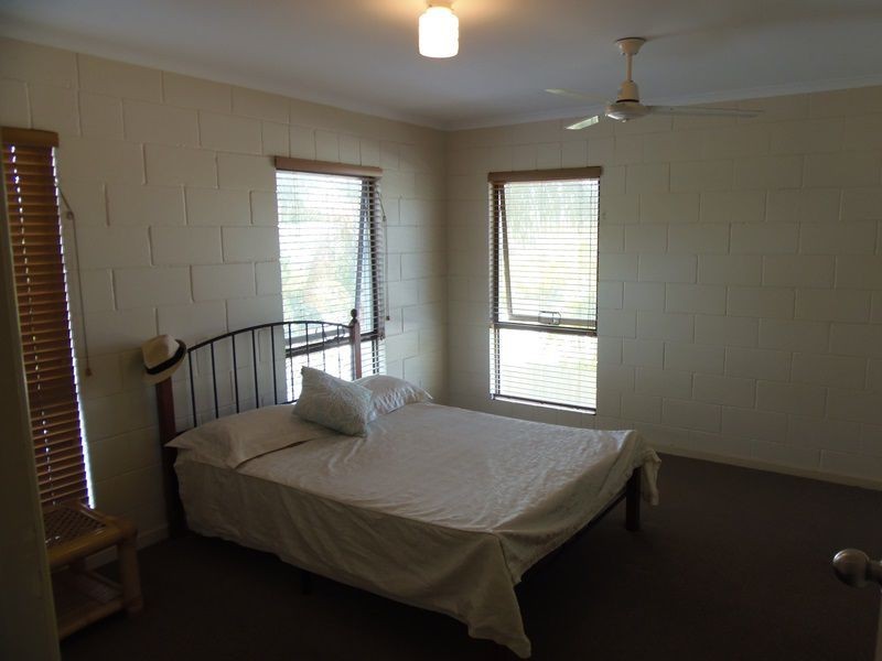 Unit 1/29 Rumbalara Avenue, Rainbow Beach QLD 4581