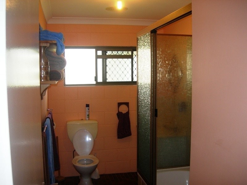 Duplex 2/43 Carlo Road, Rainbow Beach QLD 4581
