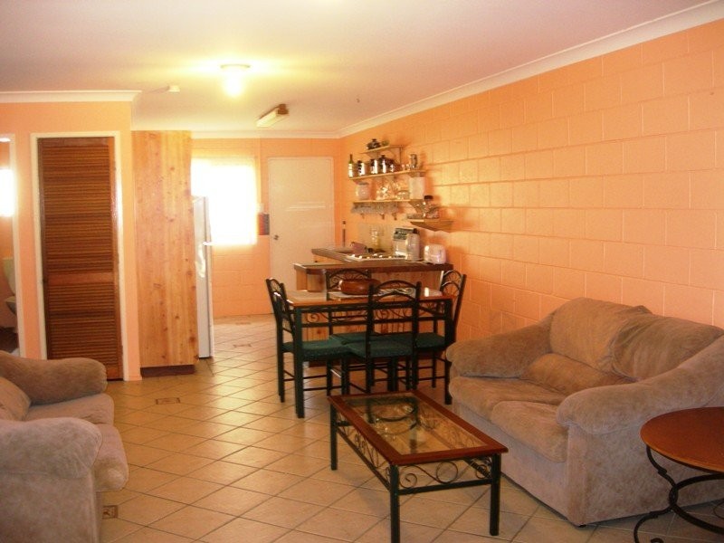 Duplex 2/43 Carlo Road, Rainbow Beach QLD 4581