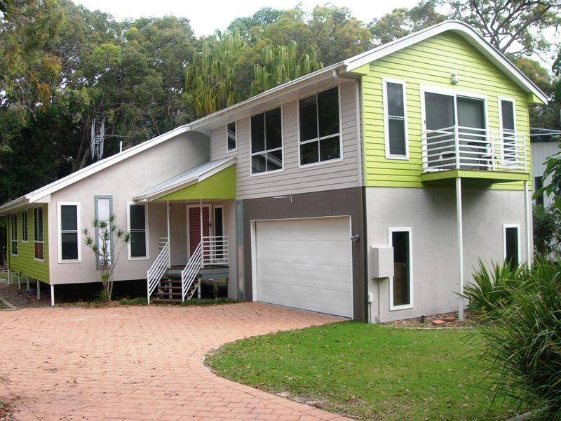 6 Belle Court, Rainbow Beach QLD 4581