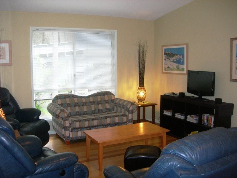 6 Belle Court, Rainbow Beach QLD 4581