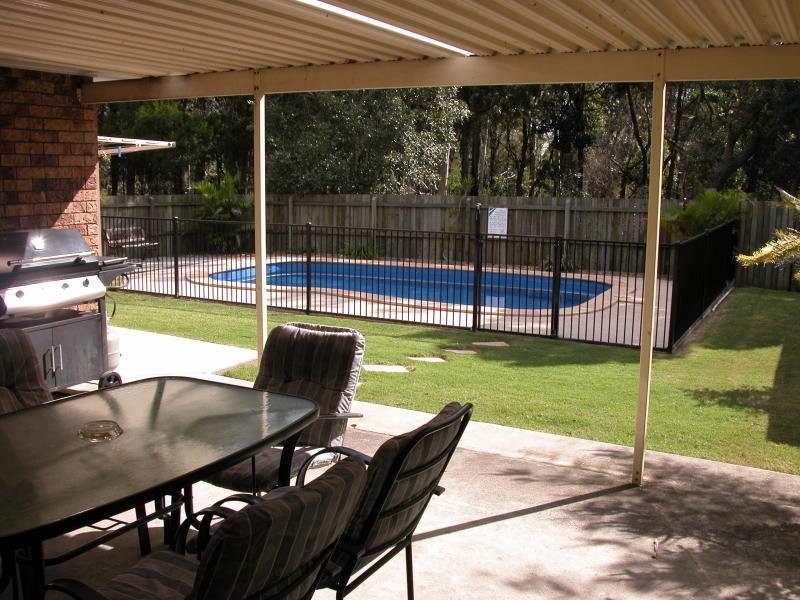 2 Rumbalara Avenue, Rainbow Beach QLD 4581