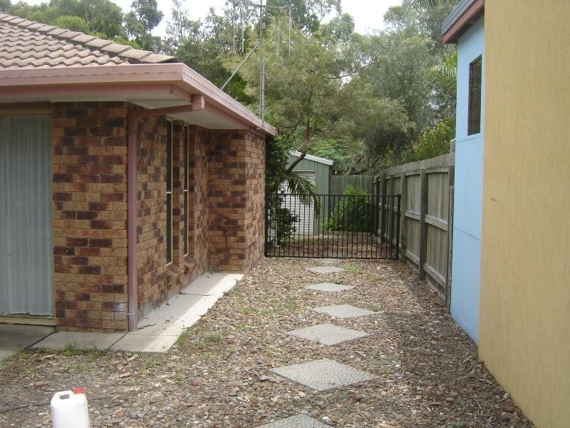 2 Rumbalara Avenue, Rainbow Beach QLD 4581