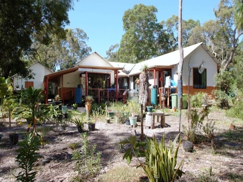 13 Esprit Drive, Rainbow Beach QLD 4581