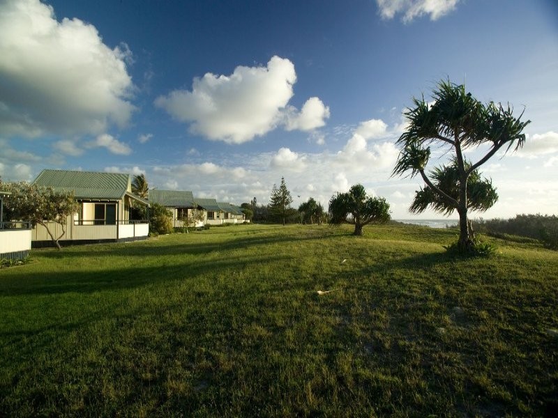 1 Williams Avenue, Fraser Island QLD 4581