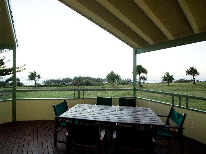 1 Williams Avenue, Fraser Island QLD 4581