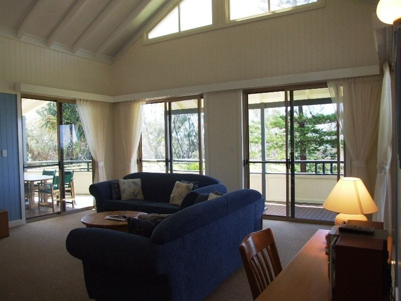 1 Williams Avenue, Fraser Island QLD 4581