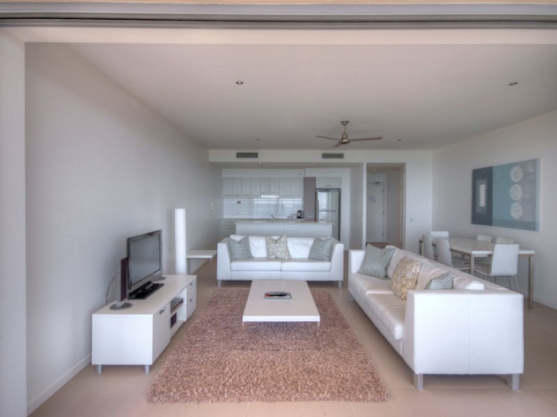 8/3 Ocean View Parade, Rainbow Beach QLD 4581