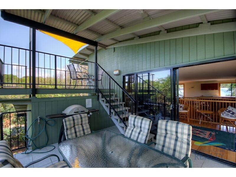 19 Belle Court, Rainbow Beach QLD 4581