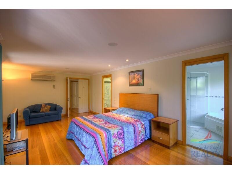 19 Belle Court, Rainbow Beach QLD 4581