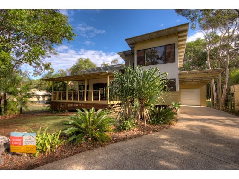 12 Naiad Court, Rainbow Beach QLD 4581