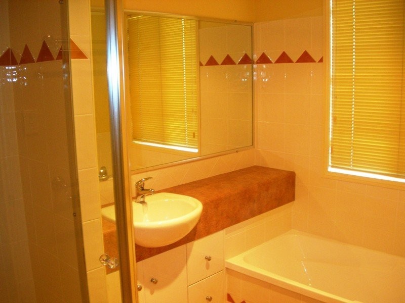 2/6 Indigo Avenue, Rainbow Beach QLD 4581