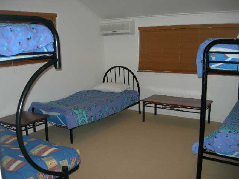 2/8 Spectrum Street, Rainbow Beach QLD 4581